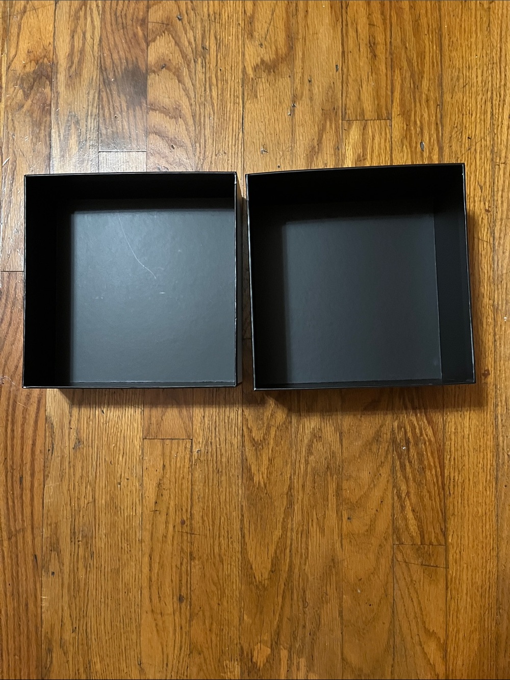 CHANEL Black Embossed Logo on White Empty Box - Picture 12 of 15